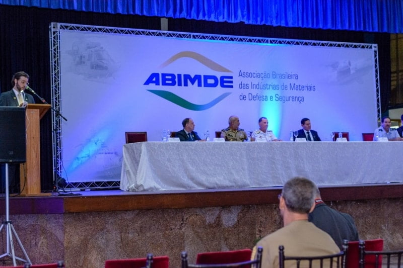 Confira o discurso de posse do novo Presidente da ABIMDE Roberto Gallo