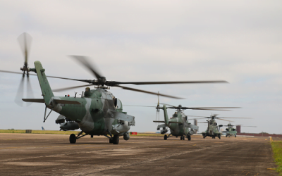 Exercícios mostram poderio dos helicópteros AH-2, H-60 e H-36