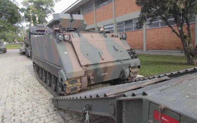 Parque Regional de Manutenção da 5ª Região Militar entrega último lote de viaturas M113 modernizadas