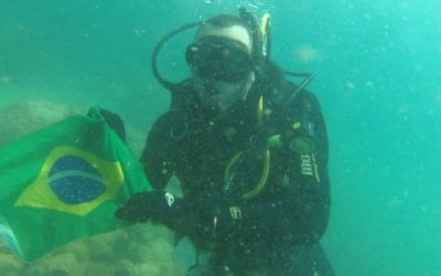 Equipe de Mergulho realiza ação de adestramento em Angra dos Reis (RJ)