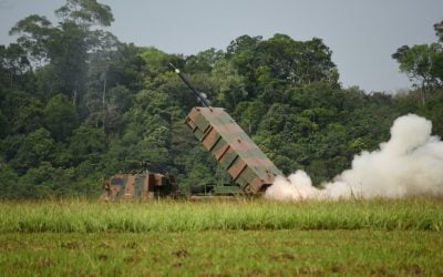 Sistema ASTROS, criado pela Avibras, passa por testes na Amazônia
