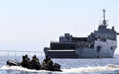 Fuzileiros Navais realizam Adestramento de Infiltração por Embarcação de Desembarque Pneumática