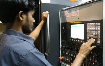 Indústria aquecida pelo terceiro mês consecutivo volta a contratar, mostra CNI