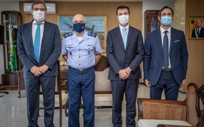 Presidente da Helibras visita Comandante da Aeronáutica