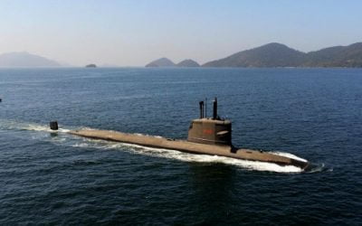 Submarino “Riachuelo” realiza testes de propulsão; última sessão do Tonelero segue para estaleiro