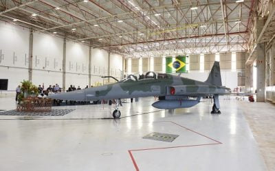 FAB recebe última unidade do caça F-5M modernizado
