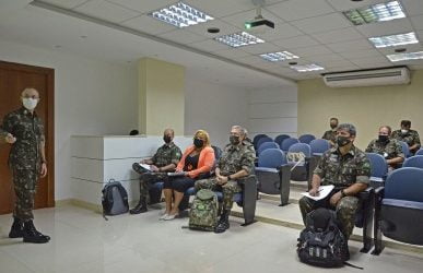 CTEx recebe visita do Centro de Estudo Estratégico do Exercito (CEEEx)