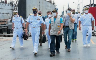 Mourão e Comitiva de Embaixadores embarcam em Navio de Assistência Hospitalar da Marinha