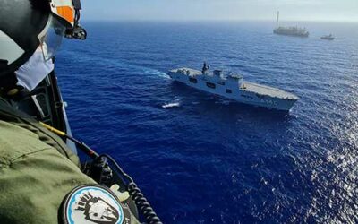 Marinha realiza ação de presença em área de plataformas da Bacia de Santos