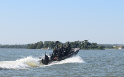 Alerta militar resulta na apreensão de 30 mil maços de cigarros pela Polícia Federal