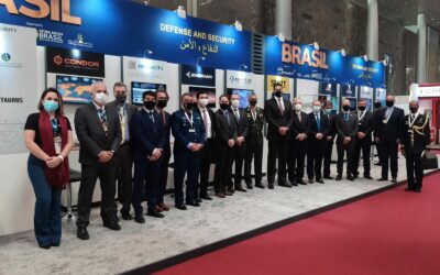 Pavilhão Brasil recebe visita do Primeiro-Ministro do Qatar na abertura da Milipol