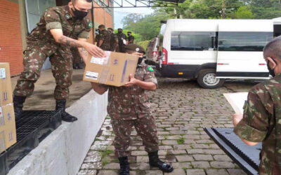Exército entrega 133 mil medicamentos em mais de 150 hospitais do RS