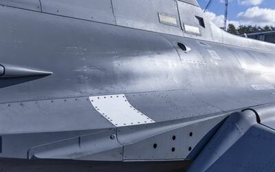 Saab testa peça de impressão 3D no Gripen para reparação de danos no Campo de Batalha