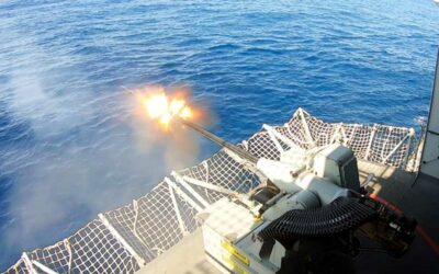 Aderex: Navios da Esquadra realizam exercícios em alto mar durante operação