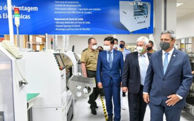 Comitiva do MD visita polo de excelência em tecnologia do SENAI-CIMATEC
