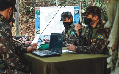 Paraquedistas treinam capacidades de comando e controle no RJ