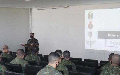 Treinamento conjunto capacita militares em Guerra Eletrônica