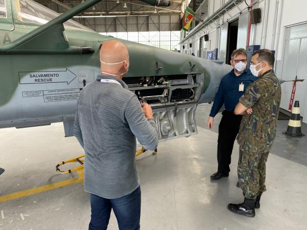 FAB realiza enlaces de dados entre aeronaves usando o LINK-BR2 - Sargento Jéssica/COPAC