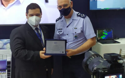 IACIT presta homenagem à FAB e ao EMAER 