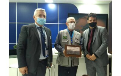 Safran Eletrônica e Defesa Brasil homenageia Presidente da IMBEL