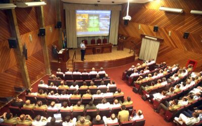 Comandante da Aeronáutica realiza palestra na Escola Superior de Guerra