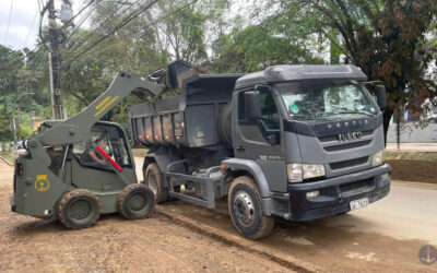 Marinha retorna à cidade de Petrópolis após fortes chuvas