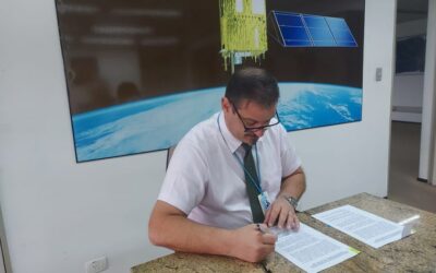 Diretor do INPE assina Protocolo de Intenções com Escritório da NOAA, dos EUA