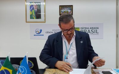 INPE: Diretor assina protocolo de intenções com a UNIFESP