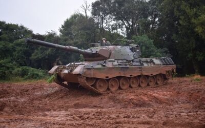 Regimento de carros de combate apoia formação dos cadetes de cavalaria