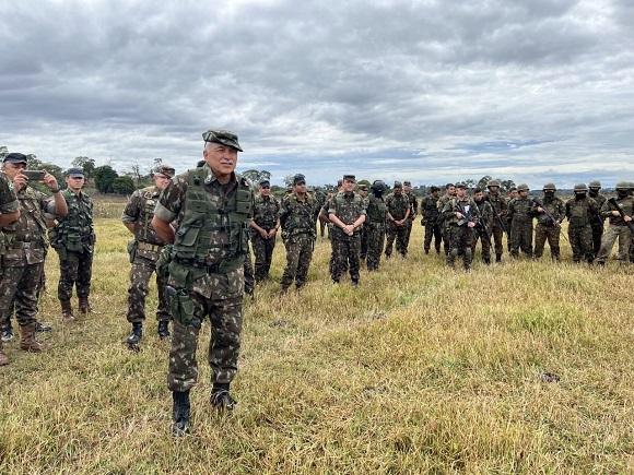 exército