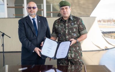 AKAER assina contrato com o Exército Brasileiro para modernização do Cascavel