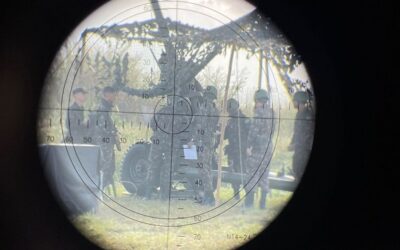 Artilharia: grupo faz exercício de tiros em simulador de apoio de fogo