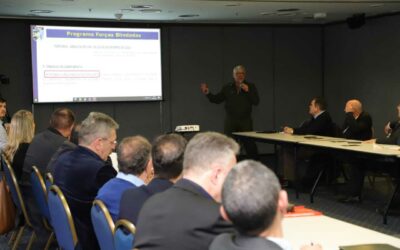 Comdefesa: Comandante Militar do Sul expõe potenciais do Exército