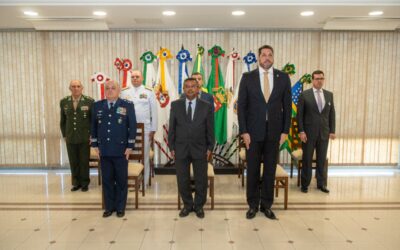 Base Industrial de Defesa e Segurança prestigia despedida do Dr. Degaut da Seprod