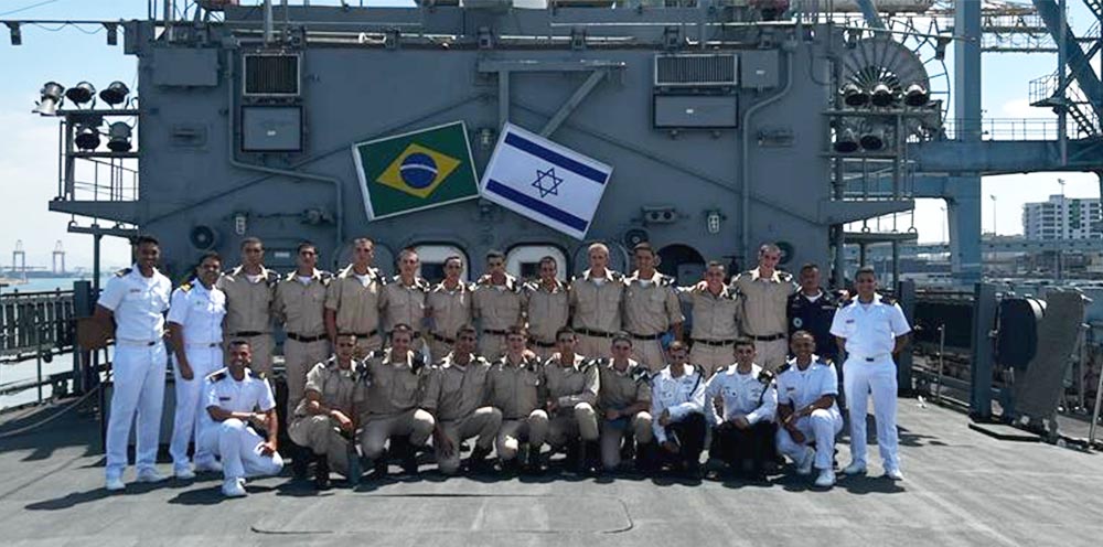 Israel: Navio-Escola "Brasil" atraca no porto de Haifa