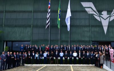 Alinhamento das empresas é fundamental para o futuro da BIDS, afirmam Deputado Luiz Philippe e General Duizit Brito em plenária da ABIMDE