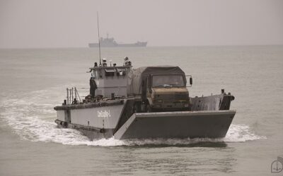 UNITAS LXIII: Força-Tarefa Anfíbia Multinacional desembarca em Itaoca (ES)