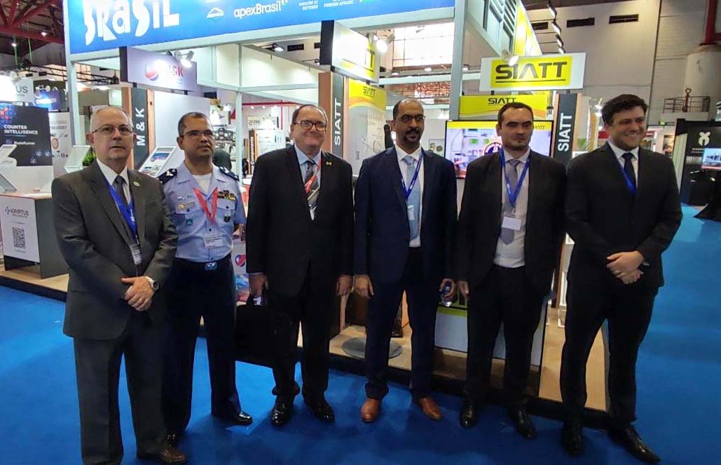 Pavilhão Brasil encerra atividades com sucesso na Indo Defence 2022