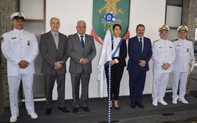 Amazul recebe a Medalha Mérito Tamandaré