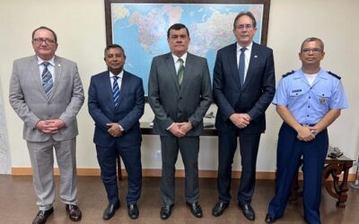 FIESC participa de reunião no Ministério da Defesa