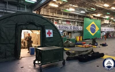 Médicos da Marinha iniciam atendimentos em hospital de campanha