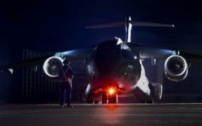KC-390 Millennium realiza primeira operação com equipamento de visão noturna