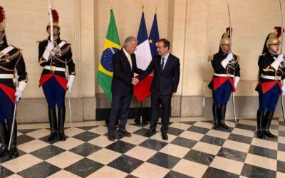 Ministro da Defesa debate parcerias com a França durante a Paris Air Show