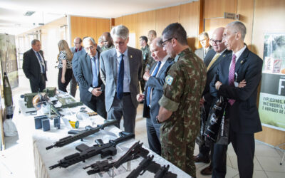 Indústria de material bélico expõe suas capacidades e contribuições para o desenvolvimento nacional