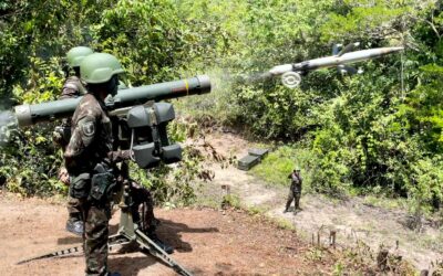 Tiro de míssil antiaéreo na selva amazônica é realizado na Operação Sagitta Pimus