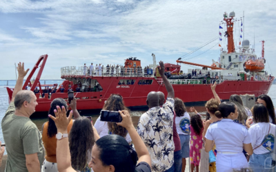 Navios da Marinha do Brasil partem rumo à Antártica