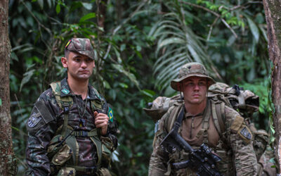 Militares americanos concluem estágio de adaptação e vida na selva