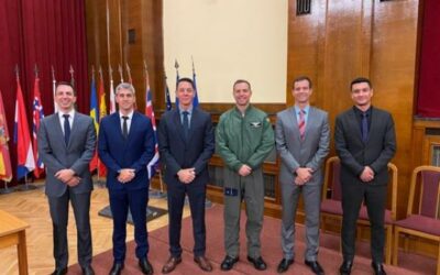 Comitiva da FAB participa de Reunião de Operadores da Aeronave Gripen