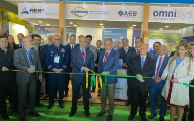 Pavilhão Brasil, coordenado pela ABIMDE, é inaugurado por autoridades na FIDAE 2024