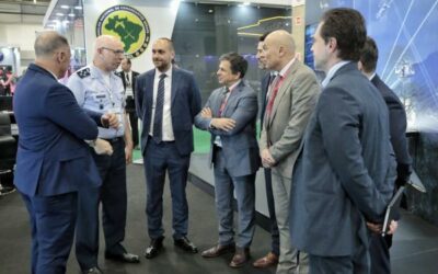 Comandante da Aeronáutica participa da LAAD Security e Defence 2024